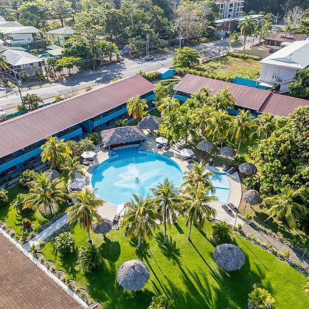 Beach Break Resort & Cr Surf Camp Jaco Bagian luar foto