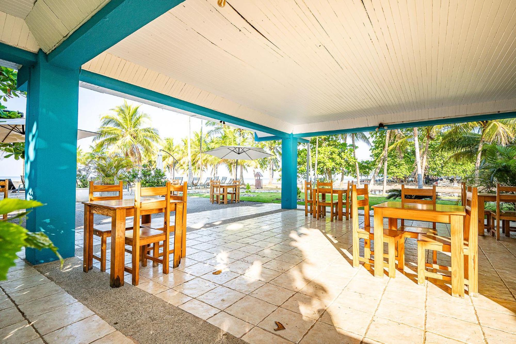 Beach Break Resort & Cr Surf Camp Jaco Bagian luar foto